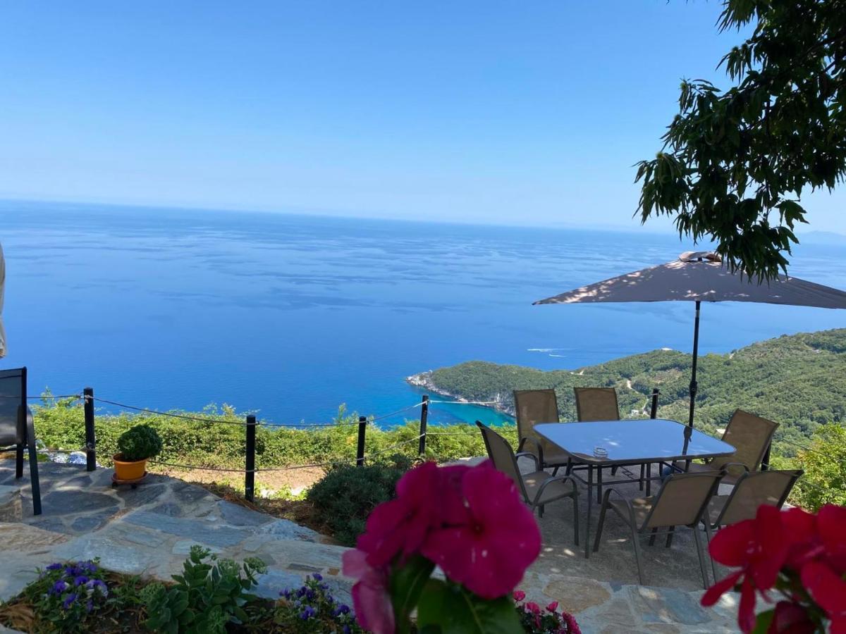 Hotel Maistra Цагкарада Екстер'єр фото