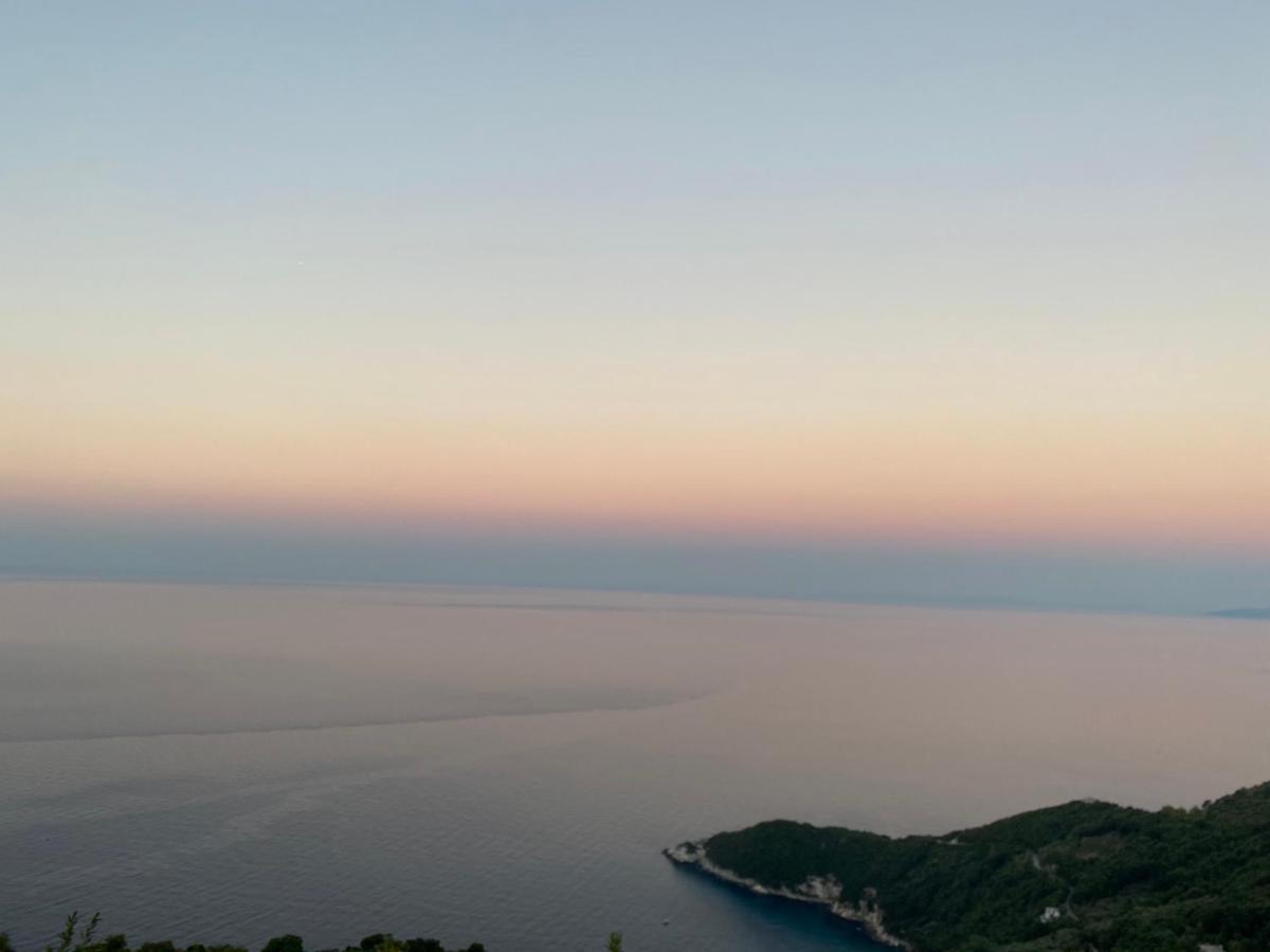 Hotel Maistra Цагкарада Екстер'єр фото
